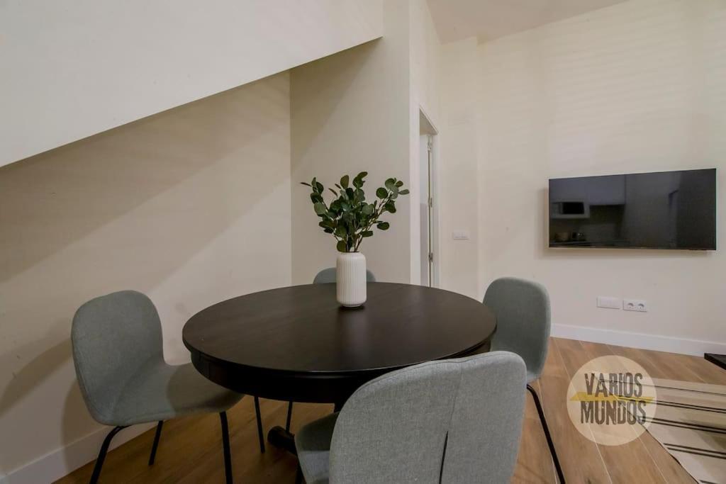 Apartament Cozy Y Centrico 6pax En Plaza Del Carmen E2 Madrid